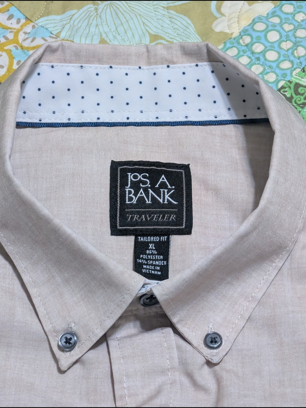 Jos. A. Bank Men's Tan Short Sleeve Button-Down Shirt with Polka Dot Trim - Picture 2 of 3